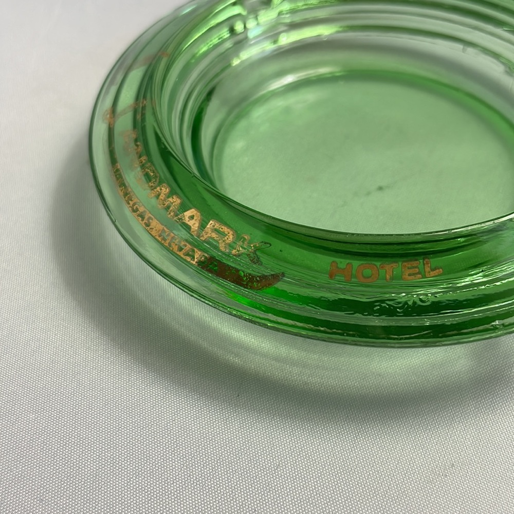 Vintage Landmark Casino Las Vegas Nevada Green Glass Ashtray‎ - Picture 4 of 8
